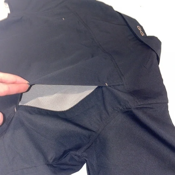 Gameguard Outdoors Vented Microfiber Button Down Shirt 🖤 - Picture 8 of 12